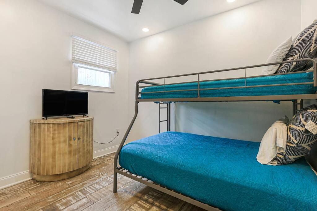 Sleep 10 Next To Superdome And Downtown Villa New Orleans Bagian luar foto